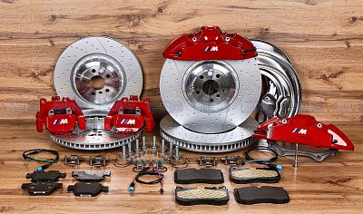 КОМПЛЕКТ ТОРМОЗНОЙ СИСТЕМЫ M PERFORMANCE BMW G60 420/398 RED